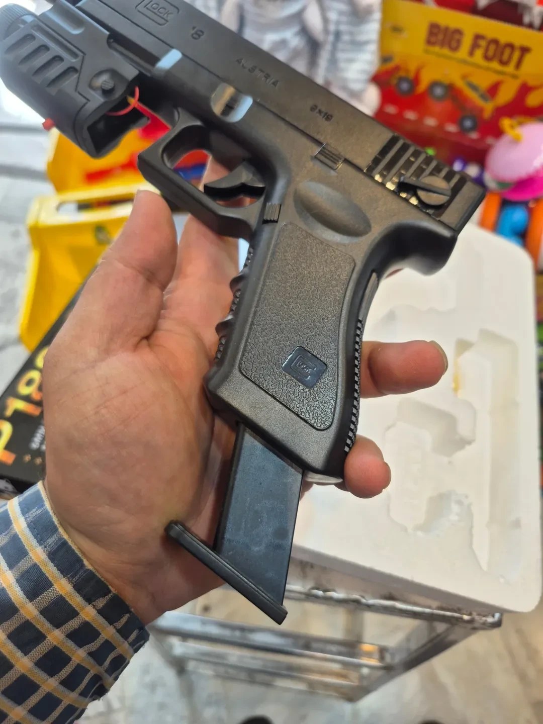 کلت ساچمه ای P180 فلزی با صدا خفه کن