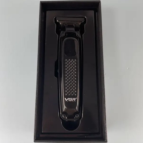 ماشین اصلاح وی جی آر مدل V-972 با تیغه استیل ضد زنگ و برش مستقیم